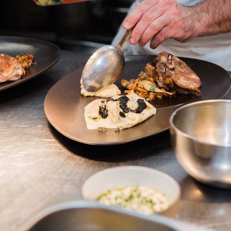 Restaurant cote cour - Ronan Kernen Provence